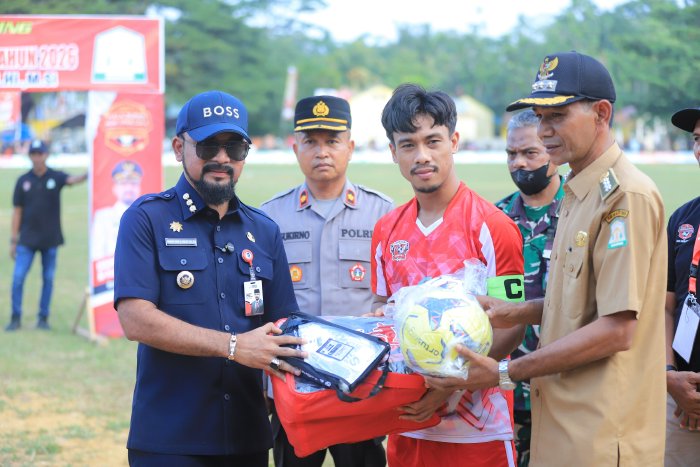 obat88 Bupati Al- Farlaky Resmi Buka Turnamen Sepak Bola Piala Bupati Aceh Timur Cup II 2026